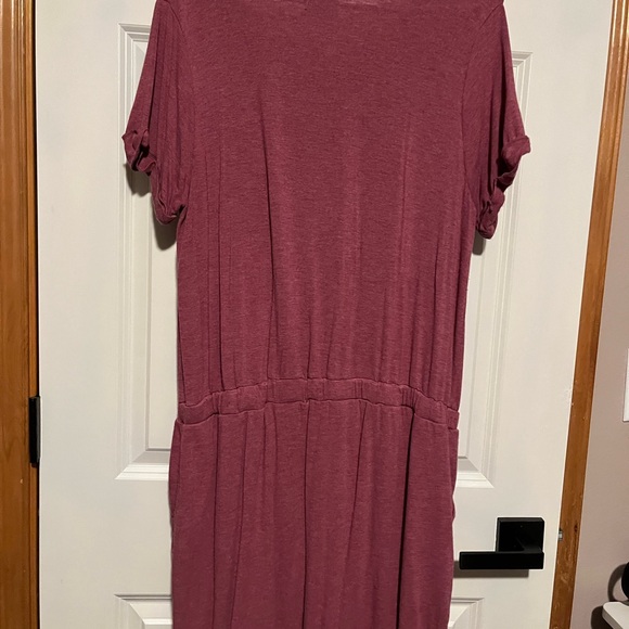 32 Degrees Berry Midi Dress - Picture 2 of 5